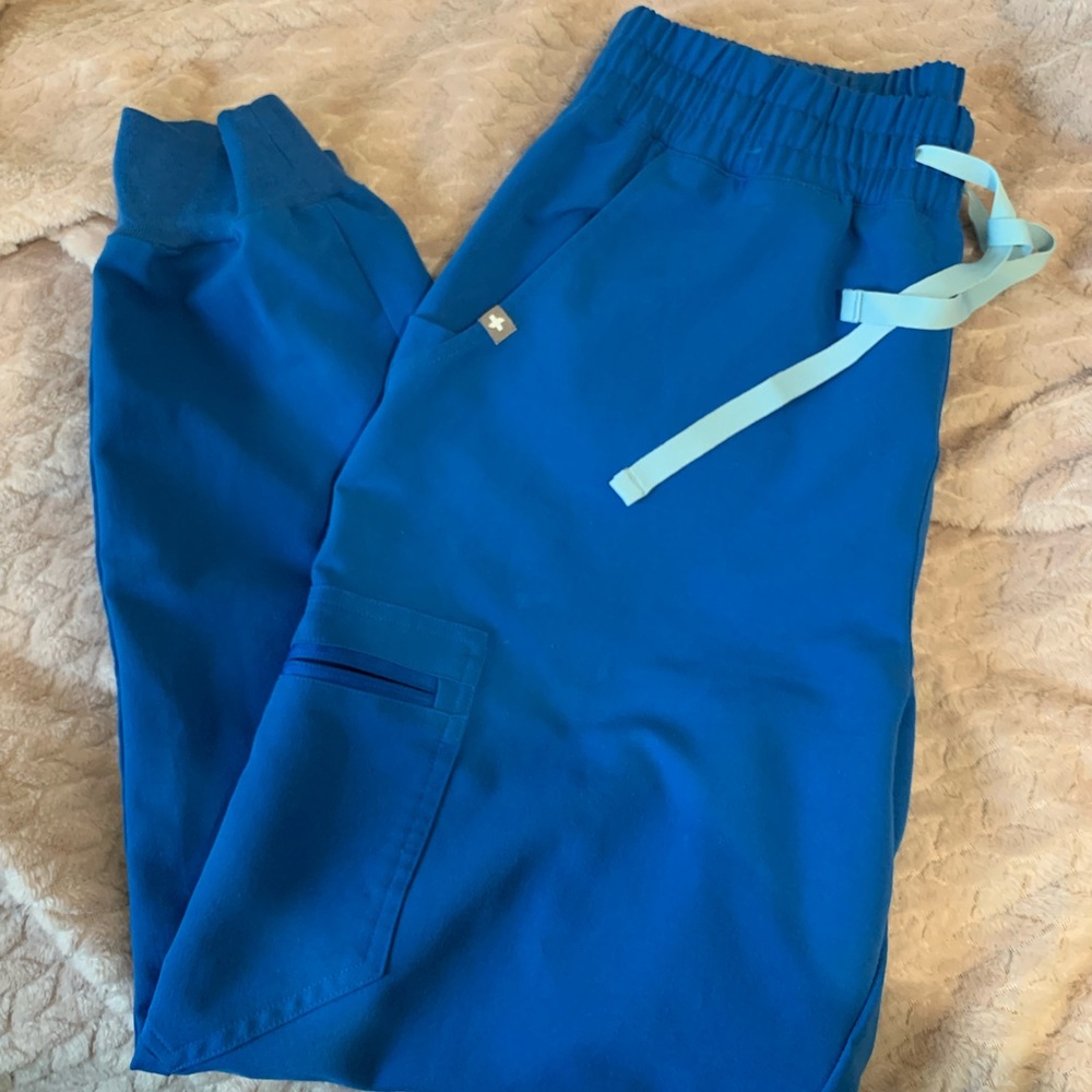 Figs scrub pants